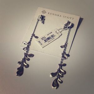 Kendra Scott silver Pamela earrings